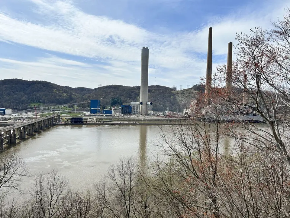 Upper Ohio River, at New Cumberland, West Virginia — April 9, 2025