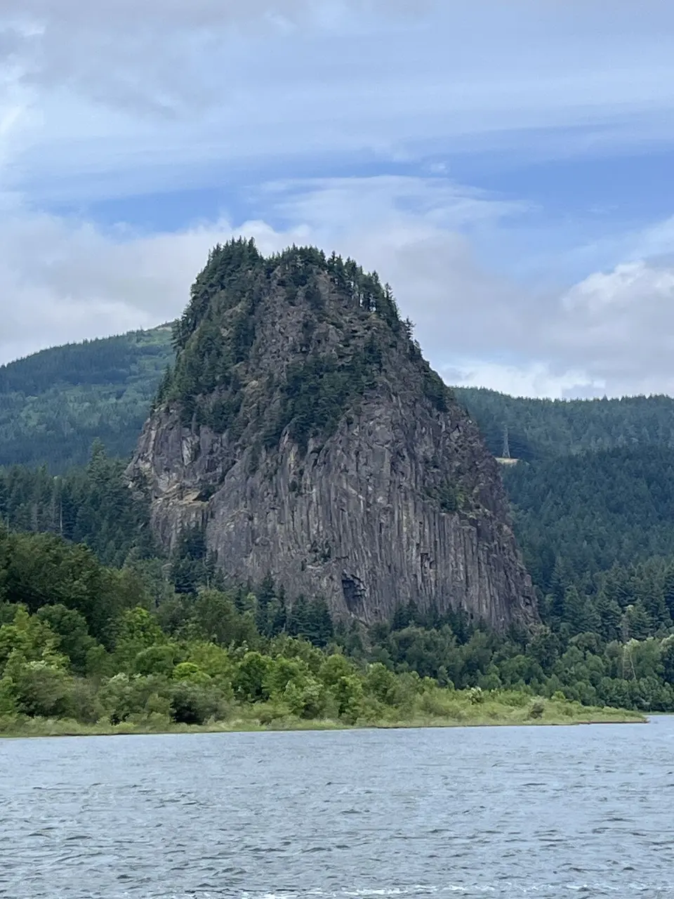 Columbia River, near Cascade Locks, Oregon — June 25, 2025