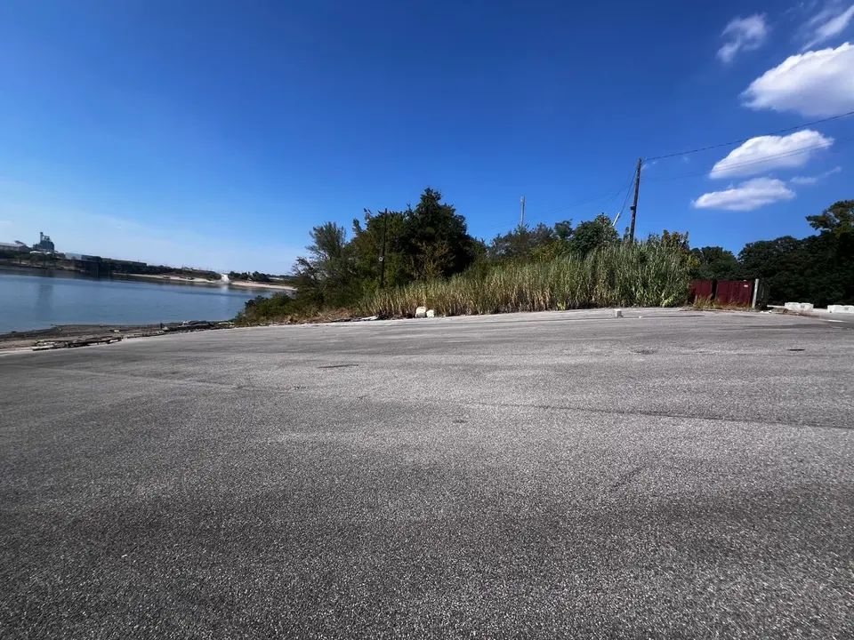 Mississippi River, at New South Memphis, Tennessee — September 8, 2026