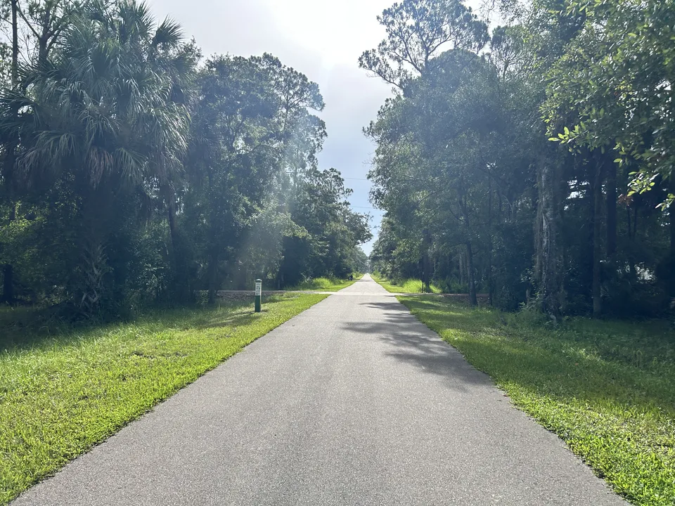 Near Geneva, Florida — August 8, 2026